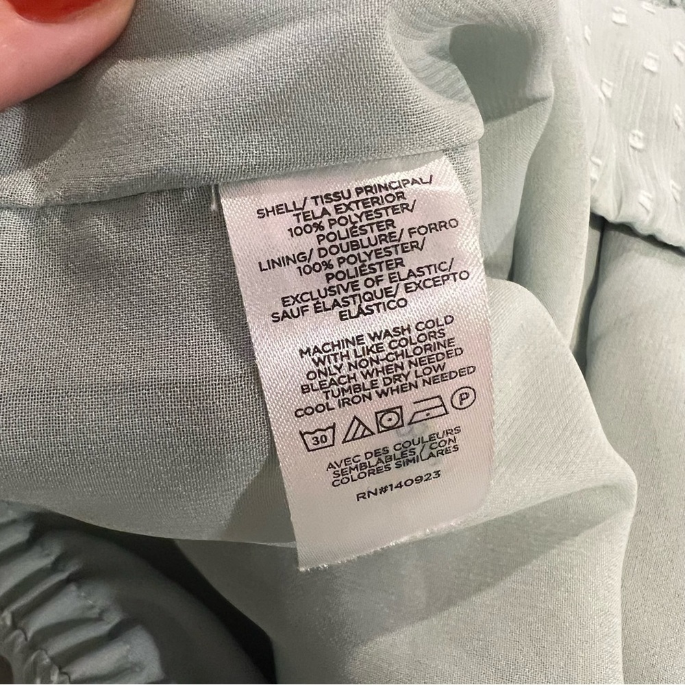 Loft Mint Green Smocked Neck Swiss Dot Romantic Top size small - Picture 12 of 12